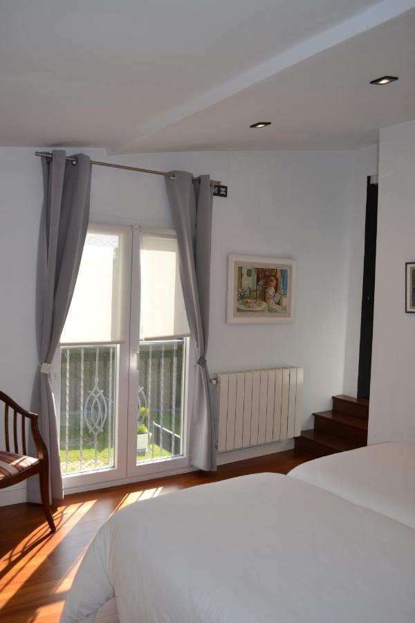 Apartamentos Puerta De Gijón Exteriör bild