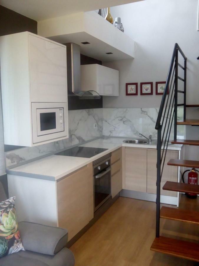 Apartamentos Puerta De Gijón Exteriör bild