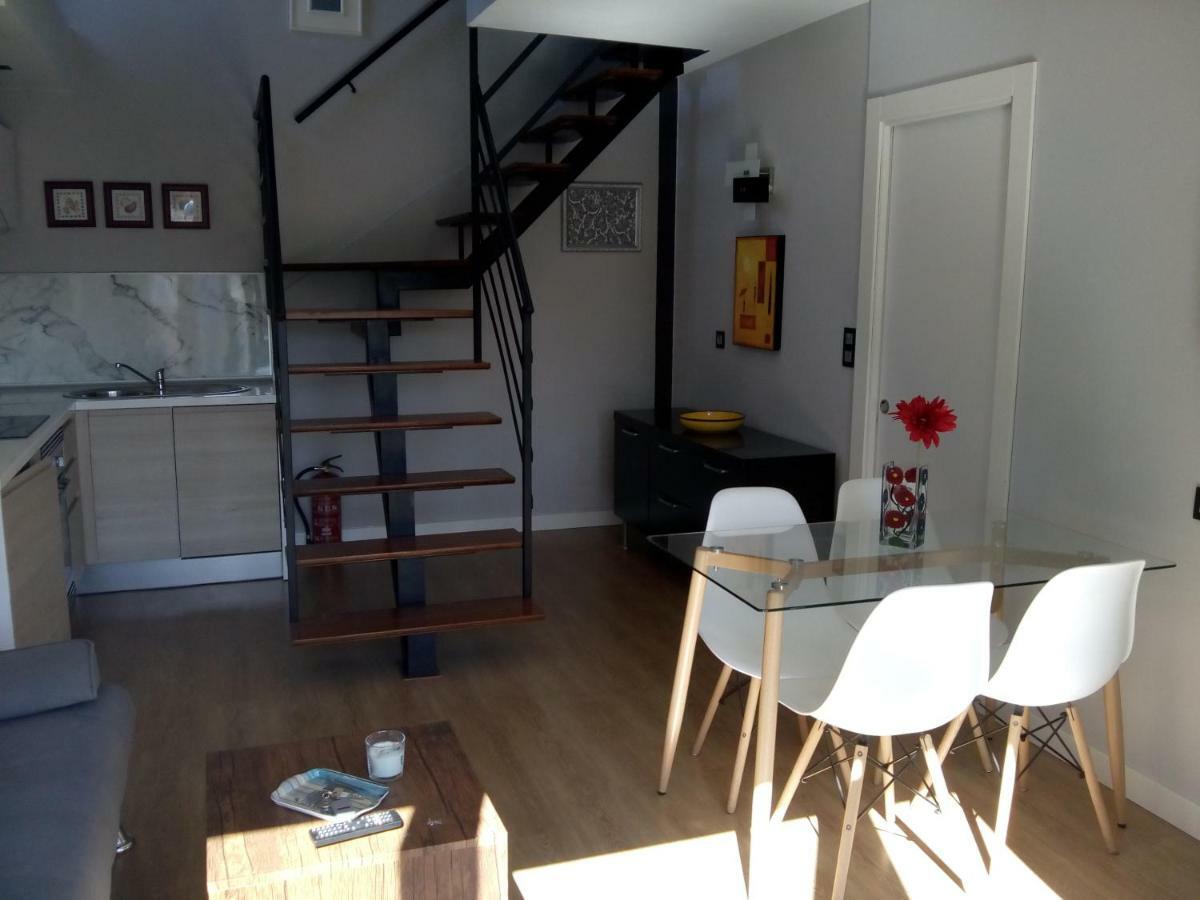 Apartamentos Puerta De Gijón Exteriör bild